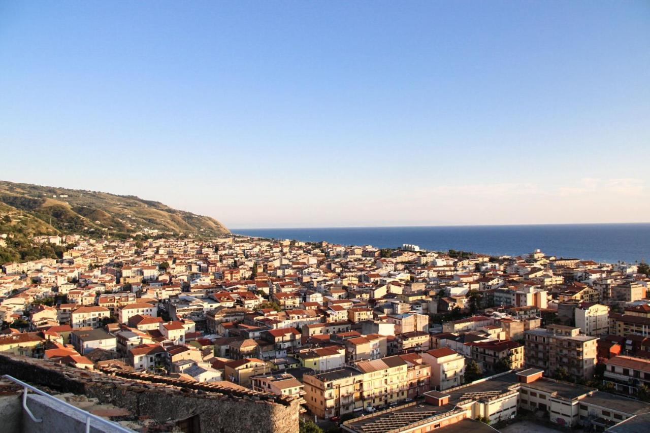 Bed and Breakfast Dimora Cavour Amantea Exterior foto