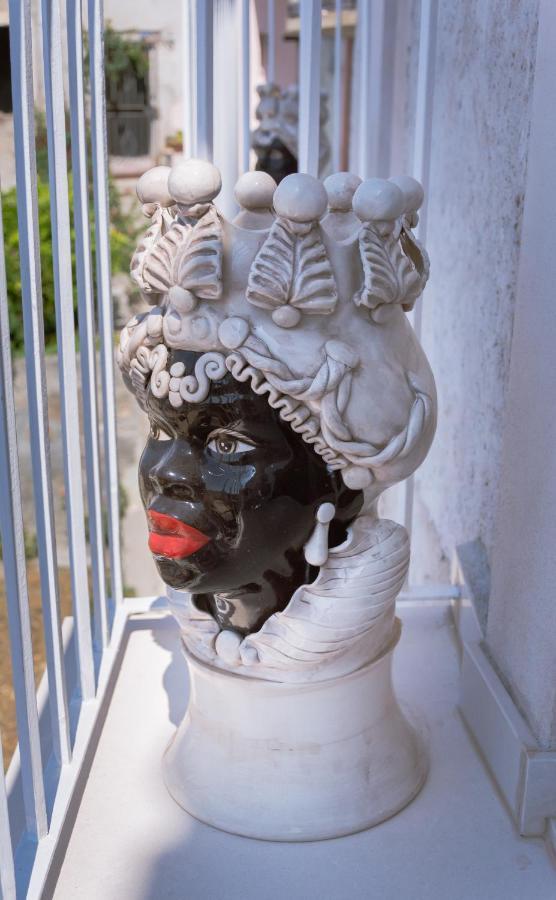 Bed and Breakfast Dimora Cavour Amantea Exterior foto