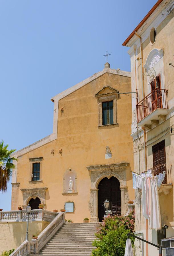 Bed and Breakfast Dimora Cavour Amantea Exterior foto