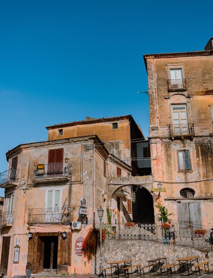 Bed and Breakfast Dimora Cavour Amantea Exterior foto